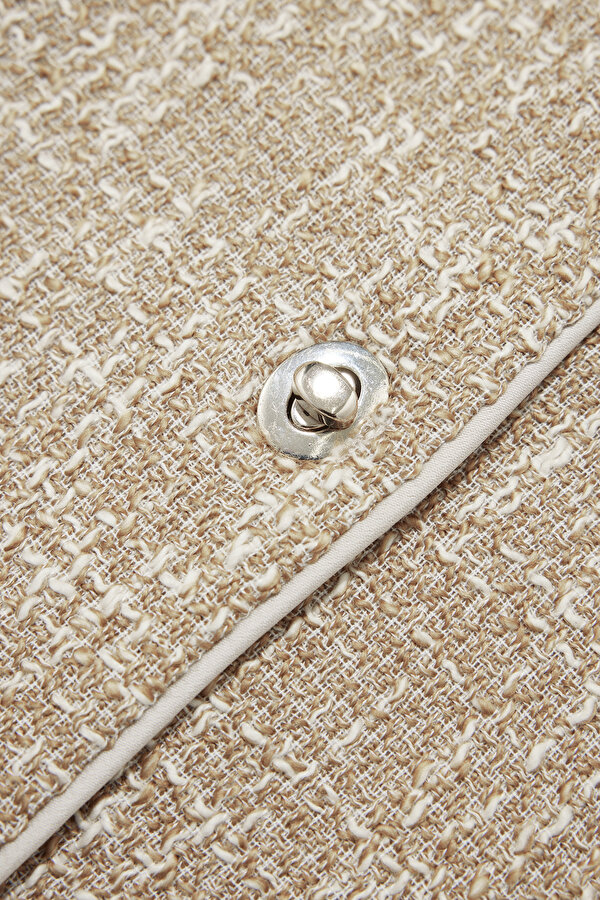 BEIGE UPRIGHT COLLAR JACKET 11