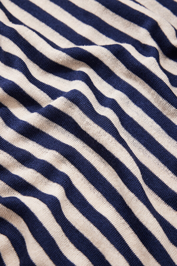 NAVY BLUE V NECK TRICOT 7