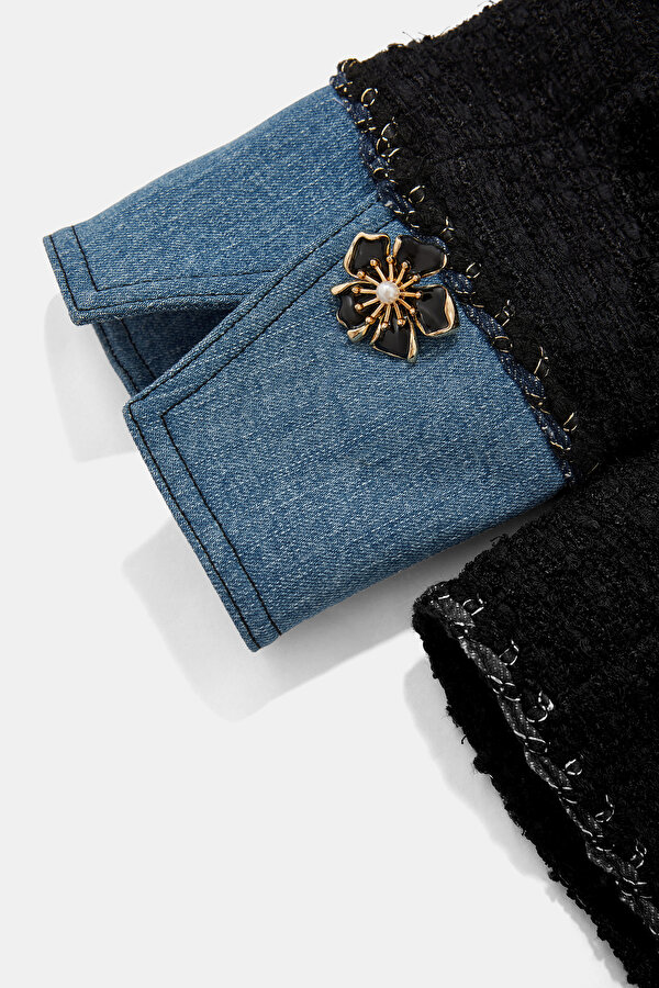 BLACK V NECK JACKET 11