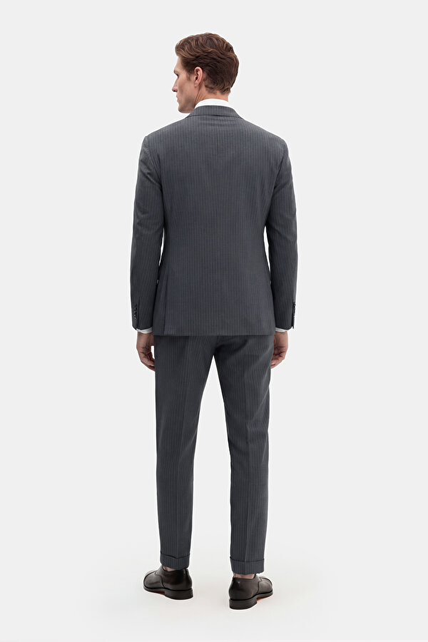 GREY WOOL/CASHMERE SUIT 2