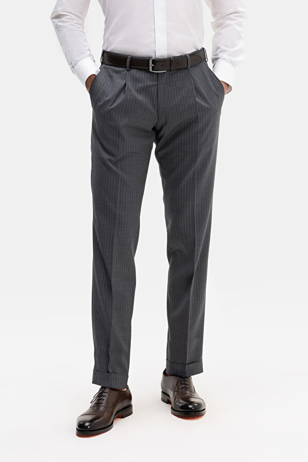 GREY WOOL/CASHMERE SUIT 6