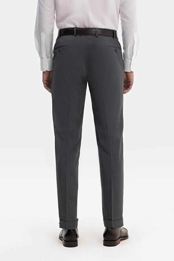 GREY WOOL/CASHMERE SUIT 7