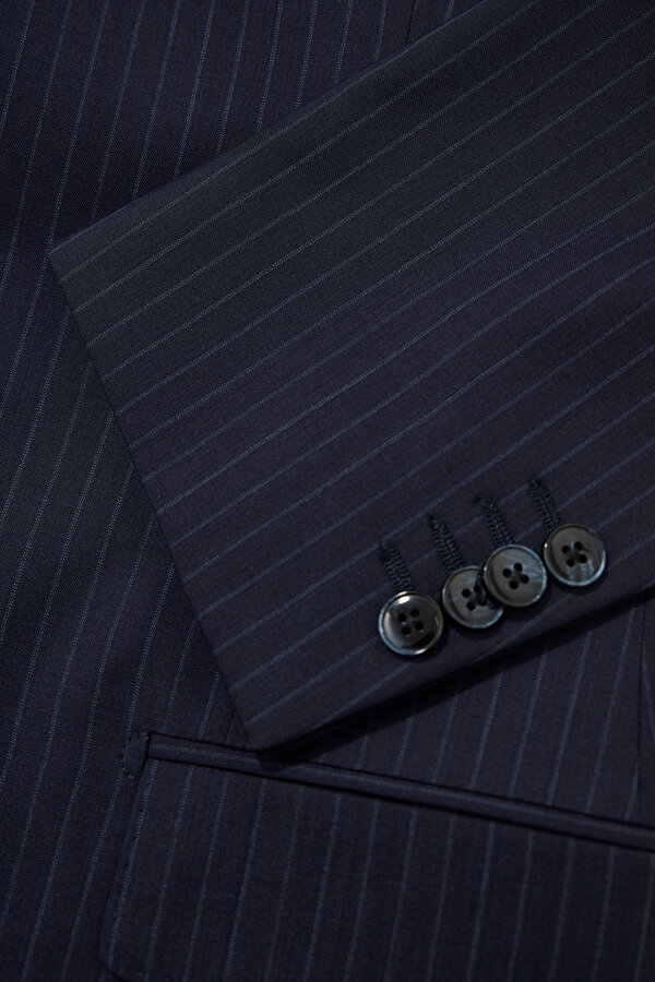 NAVY BLUE WOOL/CASHMERE SUIT 11