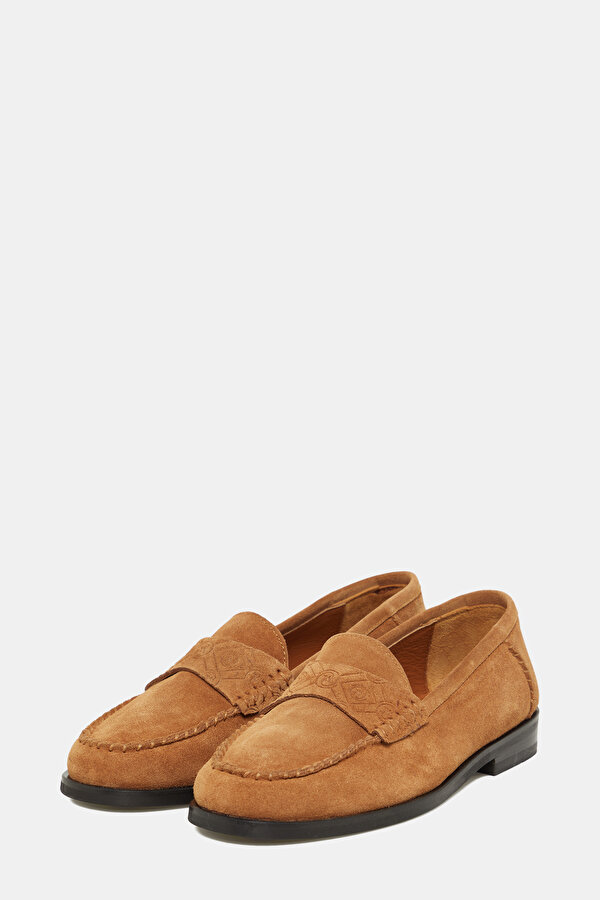 TAN MONOGRAM LEATHER SHOE 2