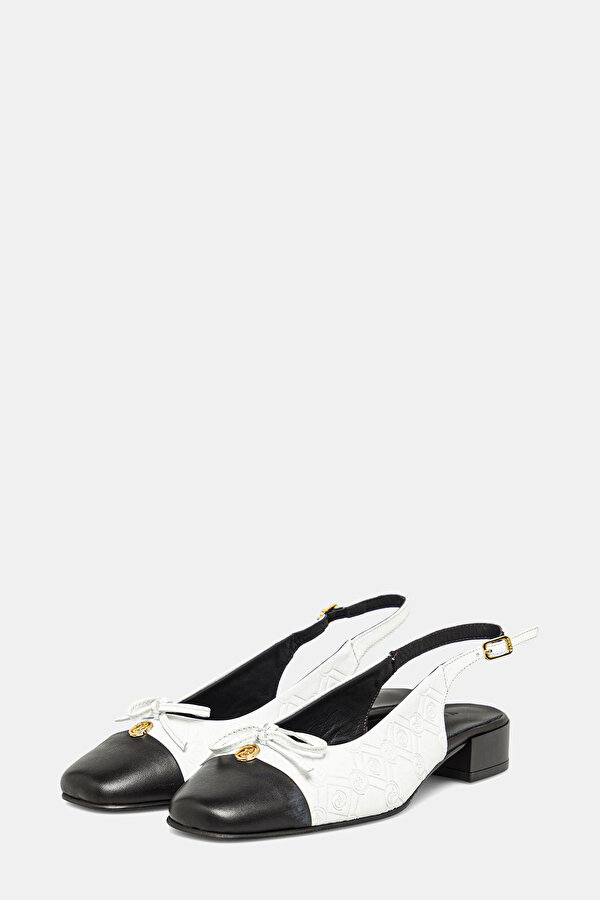 WHITE FLAT SHOES 2