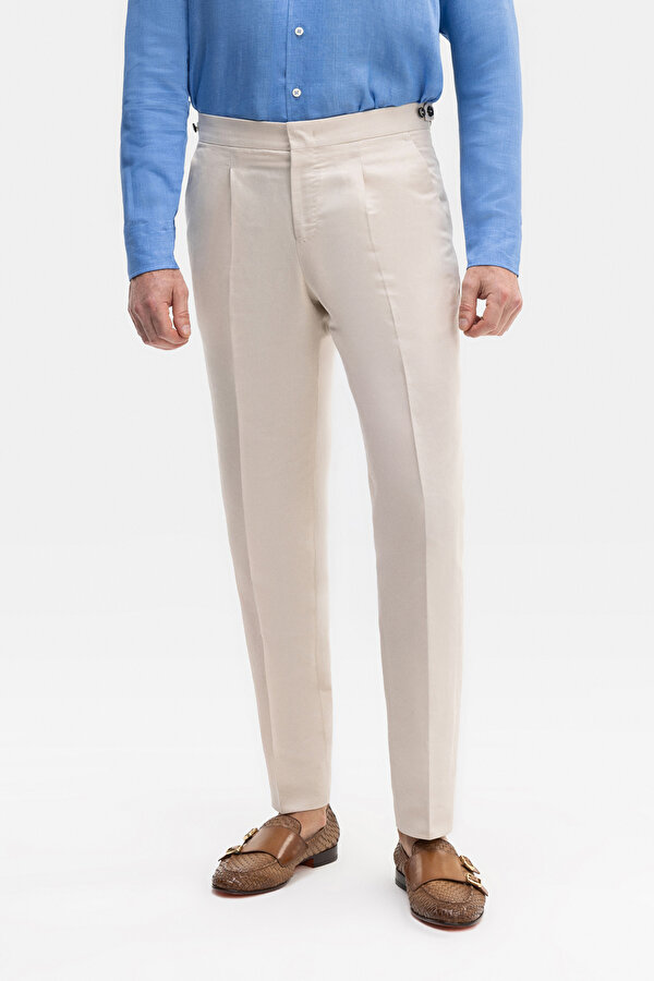 LIGHT CREAM TROUSERS 2