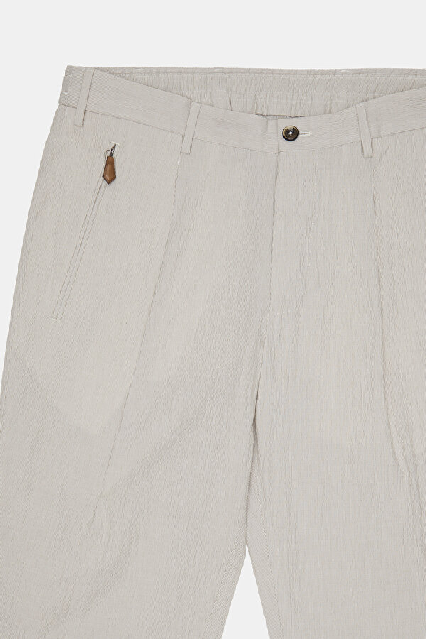 BEIGE TROUSERS 7