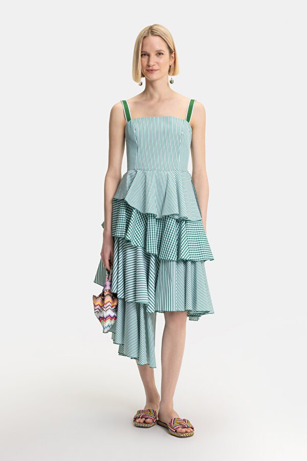 WHITE SLEEVELESS SUSPENDER ASYMMETRIC DRESS
