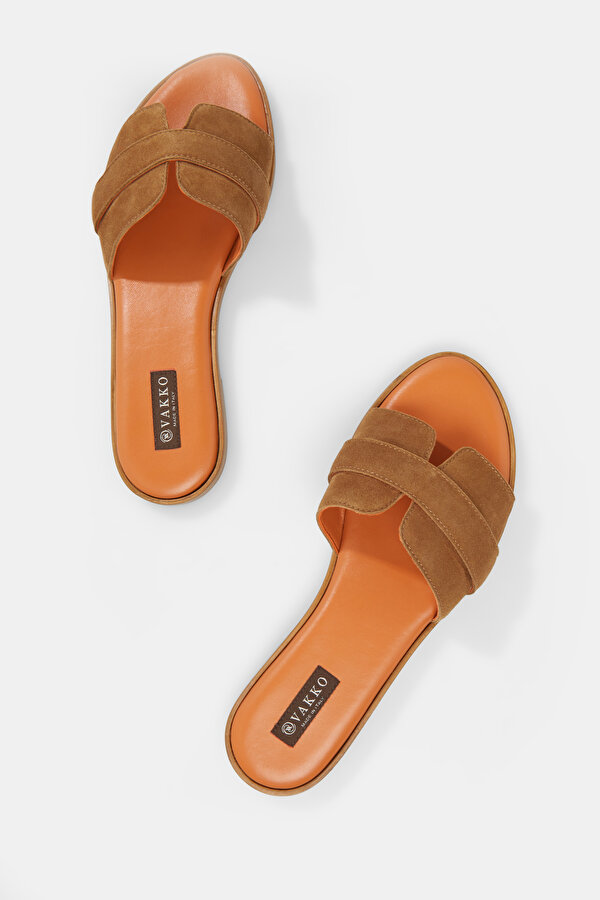 TAN SUEDE SLIPPER 6