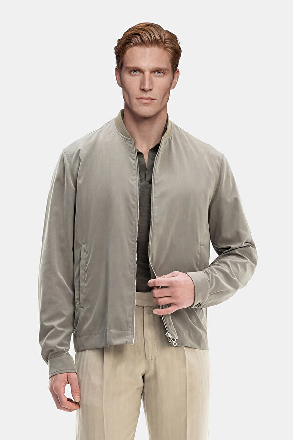 LIGHT KHAKI COAT