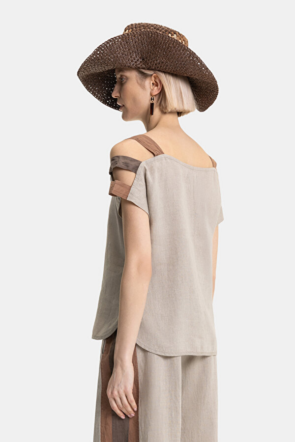 BROWN SQUARE OFF THE SHOULDER BLOUSE 2