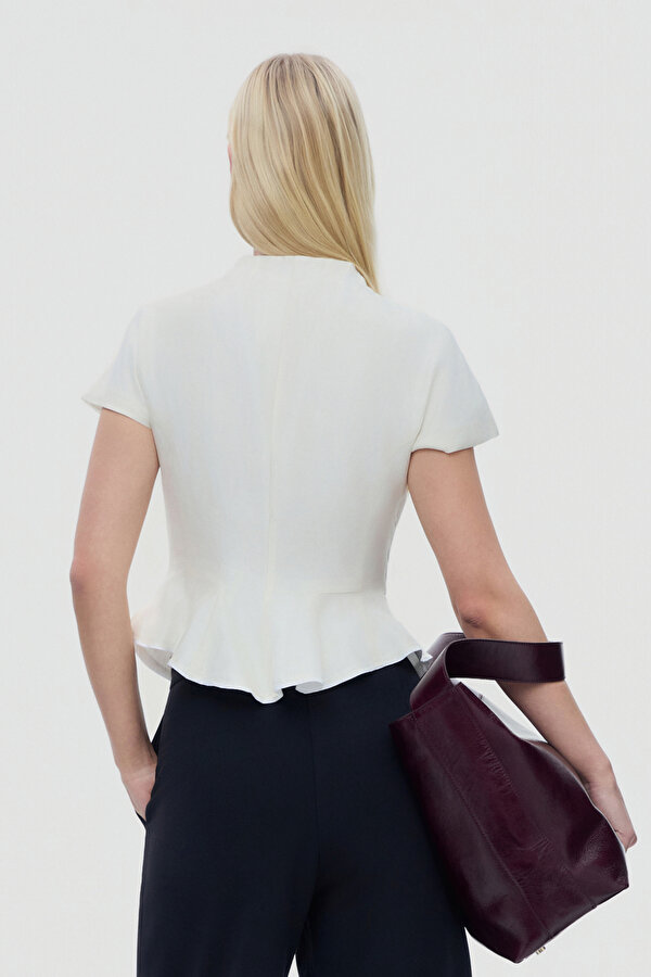 ECRU SHORT SLEEVE BLOUSE 2