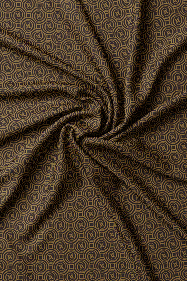 CAMEL MONOGRAM TWILL SHAWL 2