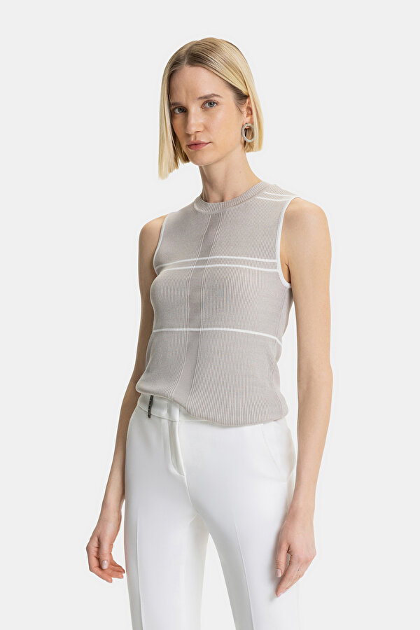 ECRU BASIC / ROUND NECKLINE