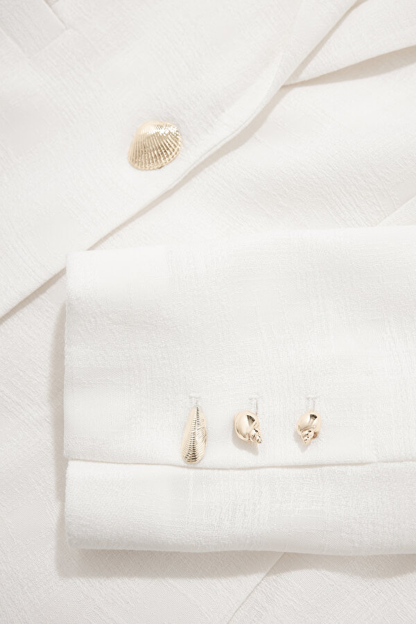 ECRU SWALLOW COLLAR JACKET 11