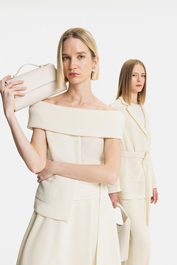 CREAM JACKET 12
