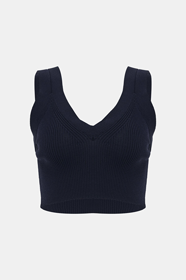 BUSTIER
