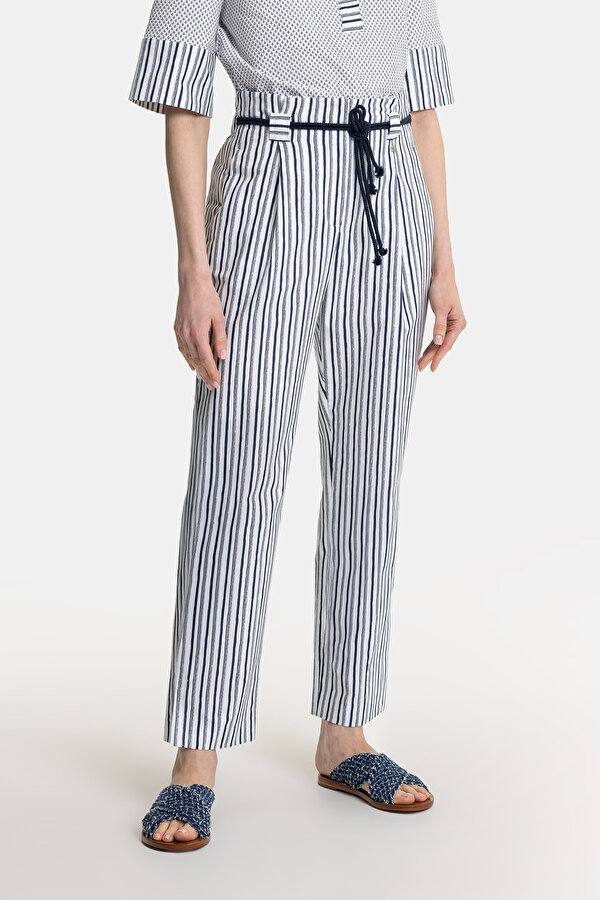 BLUE DESIGN FILLED STRAIGHT CUT TROUSERS 2