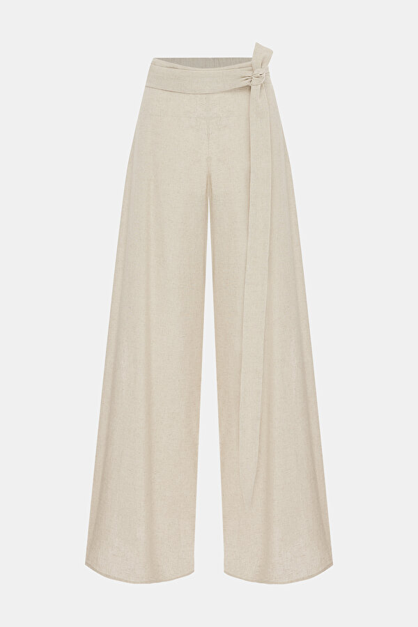 BEIGE TROUSERS