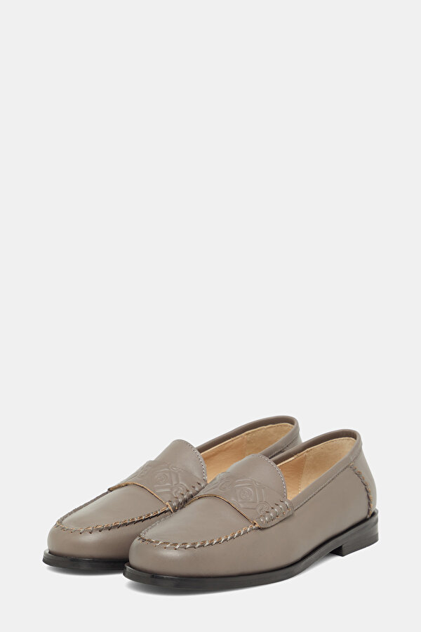 MINK MONOGRAM LEATHER SHOE 2