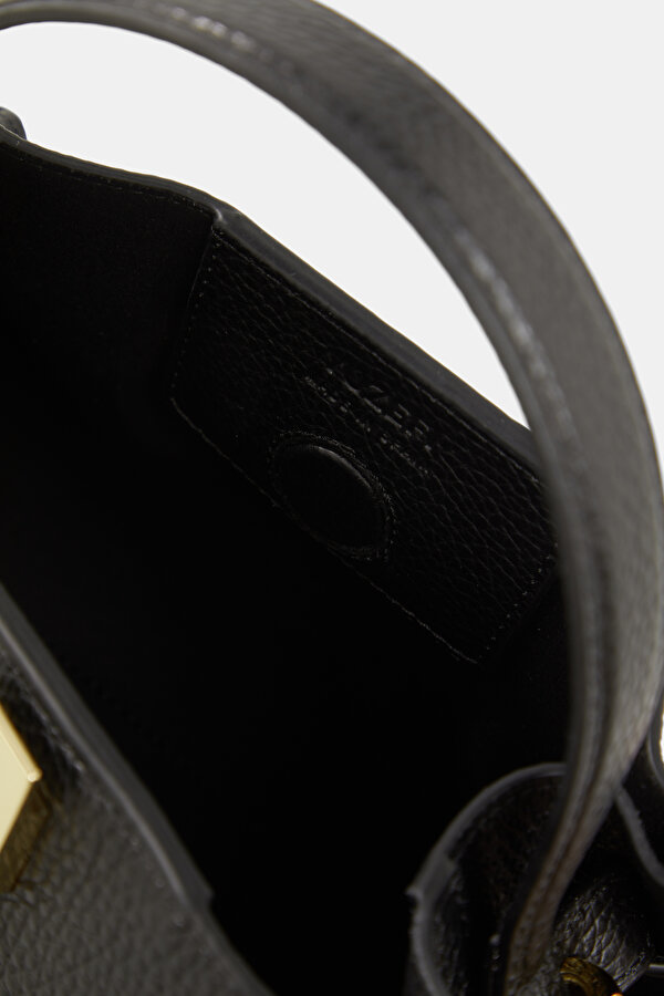 BLACK BAG 6