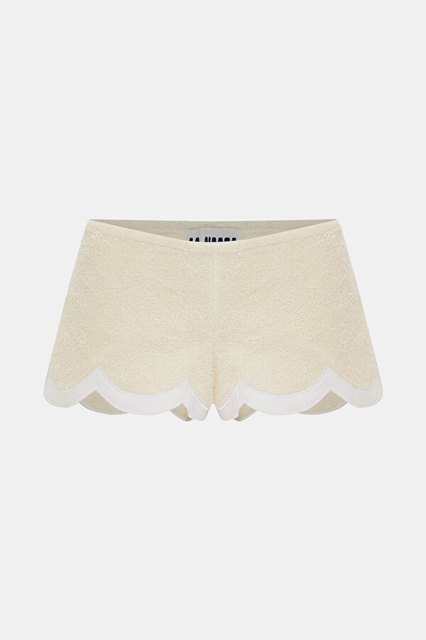 BEIGE SHORTS