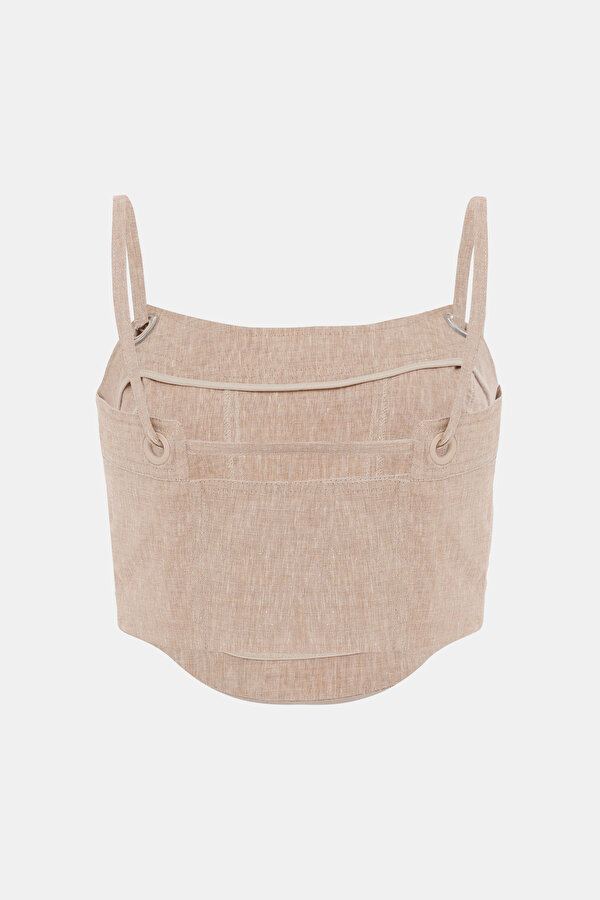 BEIGE SQUARE SLEEVELESS SUSPENDER BLOUSE 2