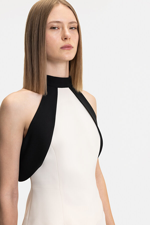 EKRU HALTER YAKA KOLSUZ BLUZ 6