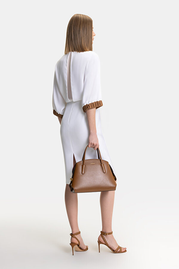 CAMEL 3/4 SLEEVES BELOW THE KNEE DRESS 2