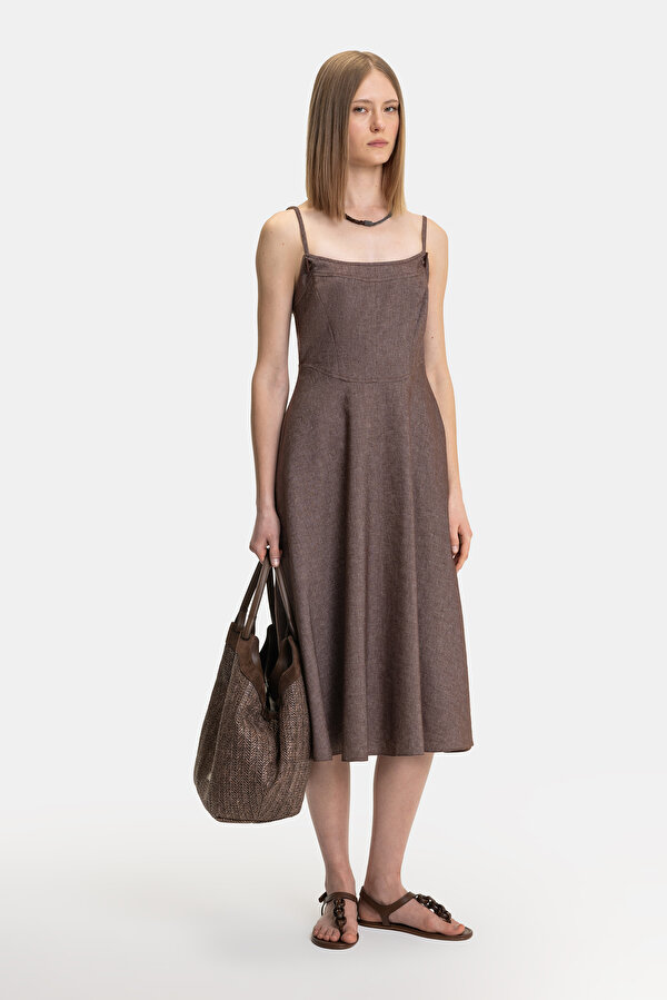 BROWN SLEEVELESS SUSPENDER BELOW THE KNEE DRESS