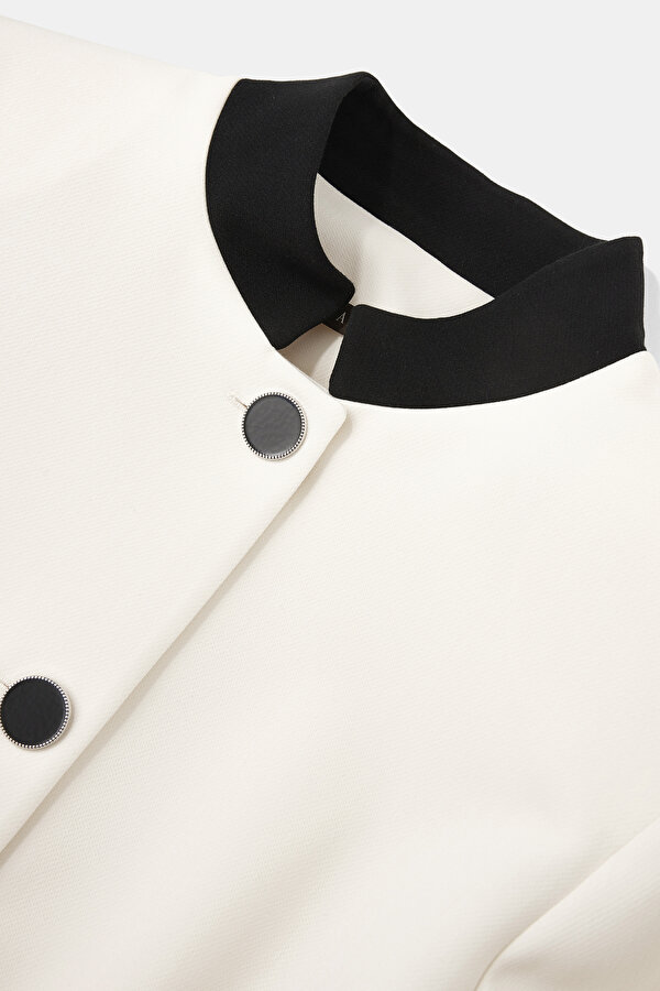BLACK MANDARIN COLLAR JACKET 11