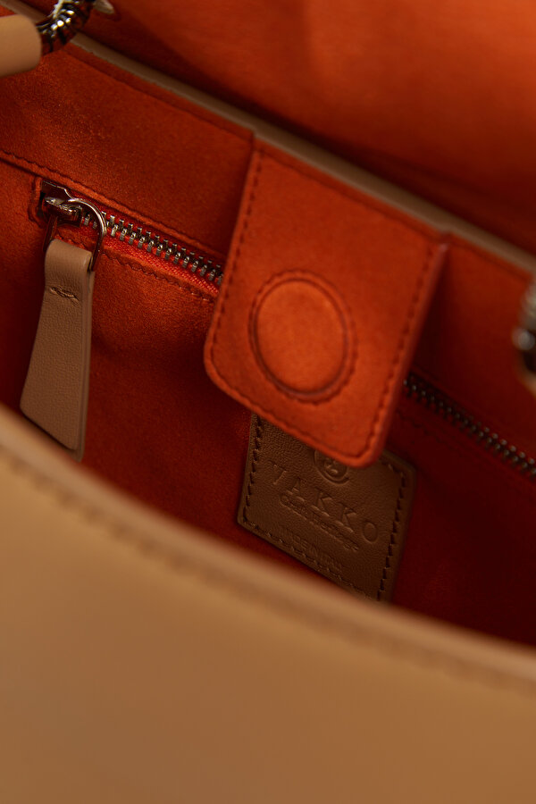 SILVER LEATHER BAG 7