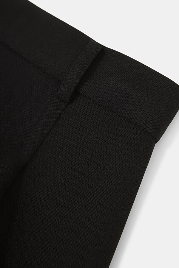 BLACK SKINNY LEG TROUSERS 6