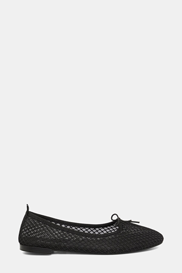BLACK FLAT SHOES
