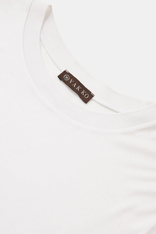WHITE BASIC / ROUND NECKLINE SHORT SLEEVE TSHIRT 6