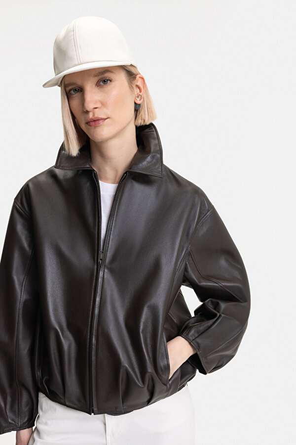 BROWN JACKET 6