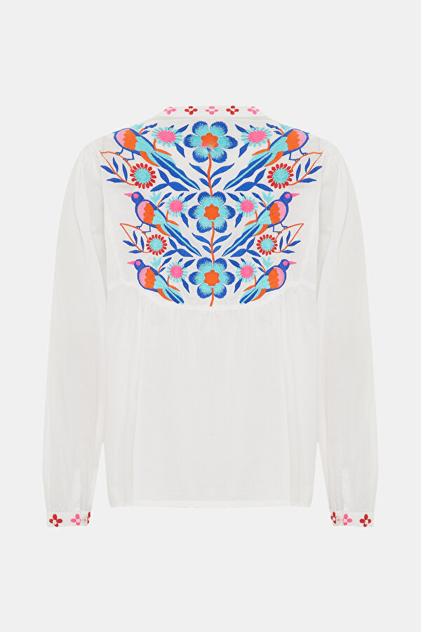 LIGHT BLUE BLOUSE 2