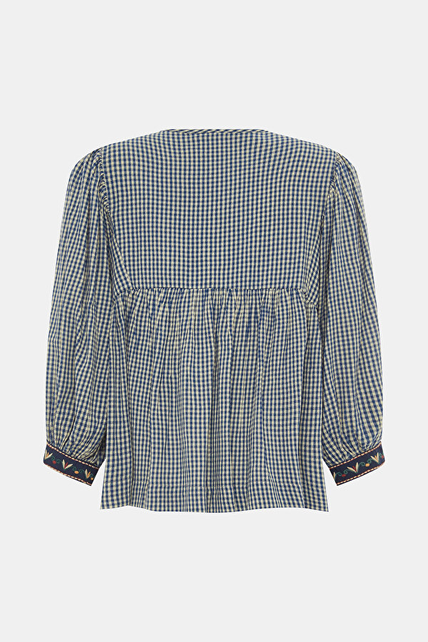 BLUE BLOUSE 2