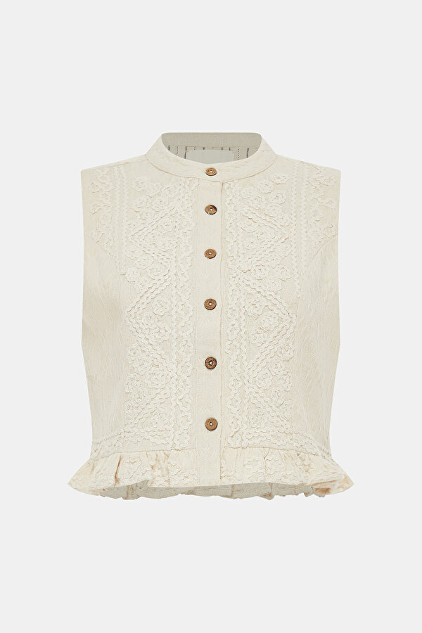 WHITE VEST