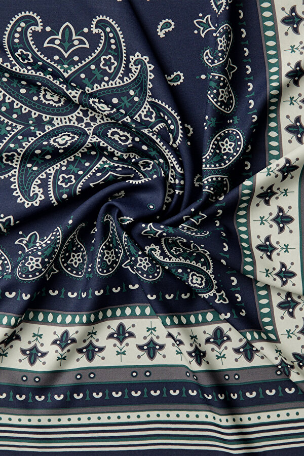 NAVY BLUE PAISLEY PATTERNED CASHMERE/SILK SHAWL 2