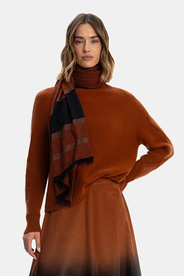 BRICK UPRIGHT COLLAR TRICOT