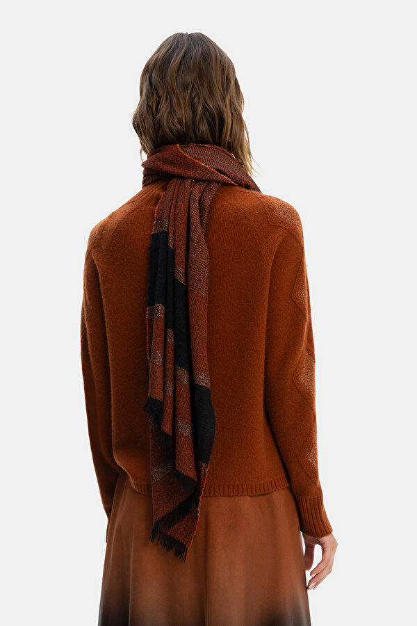 BRICK UPRIGHT COLLAR TRICOT 2