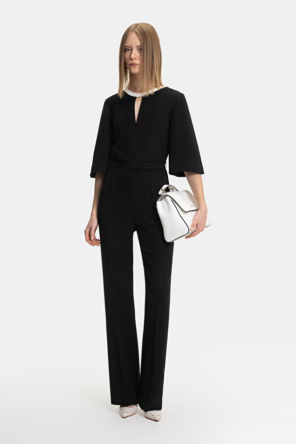 ECRU BASIC / ROUND NECKLINE SHORT SLEEVE JUMPSUIT