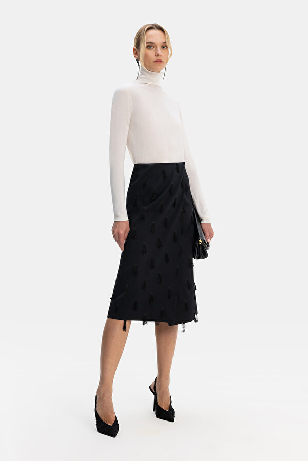 NAVY BLUE MIDI SKIRT