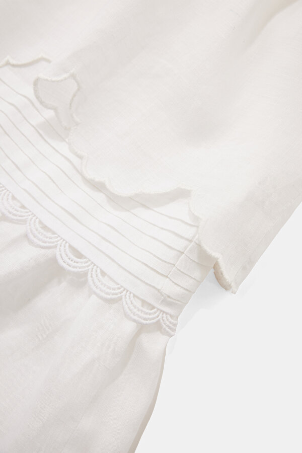 WHITE SLEEVELESS SUSPENDER DRESS 6