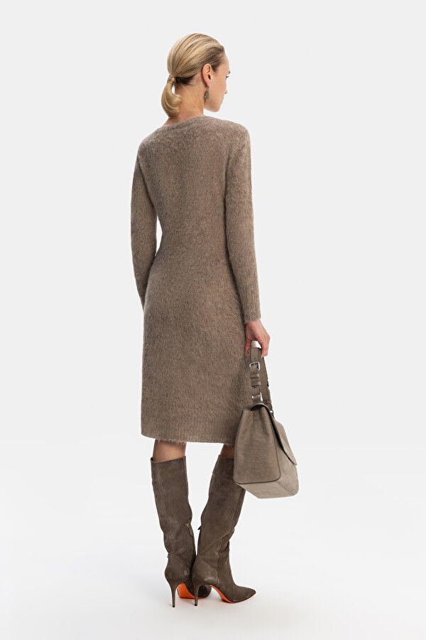 BROWN LONG SLEEVE DRESS 2