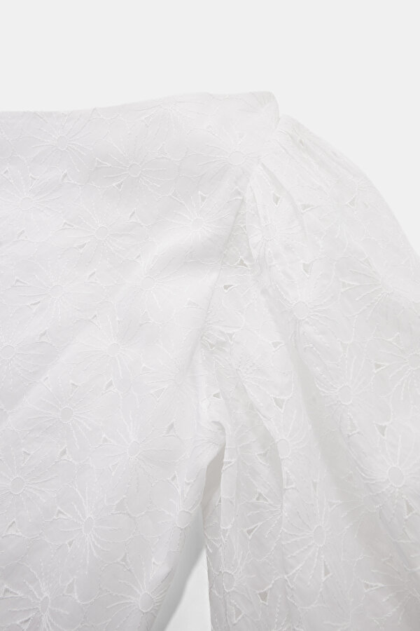 WHITE ONE SHOULDER BLOUSE 6