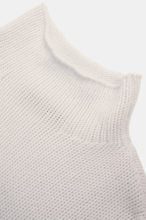 ECRU UPRIGHT COLLAR TRICOT 6