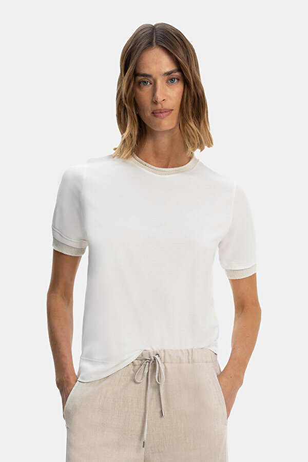 ECRU BASIC / ROUND NECKLINE SHORT SLEEVE TSHIRT