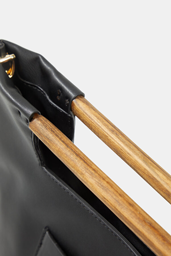 BLACK LEATHER BAG 6